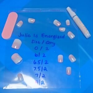 Pink Press-On Nails Set